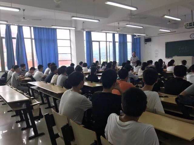 班会1.jpg