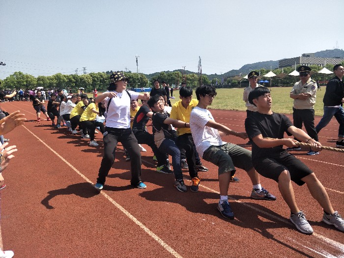 拔河1.jpg