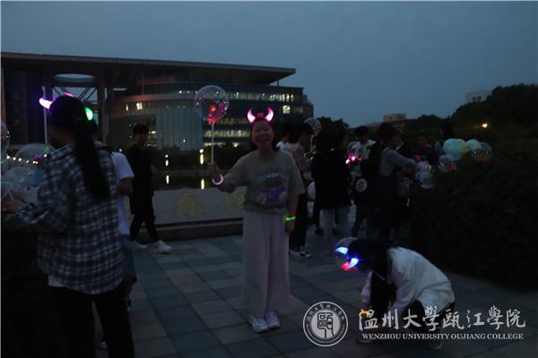 领取气球 (1).jpg